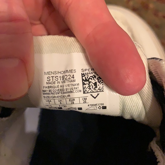 Sperry Topsiders - Picture 7 of 8